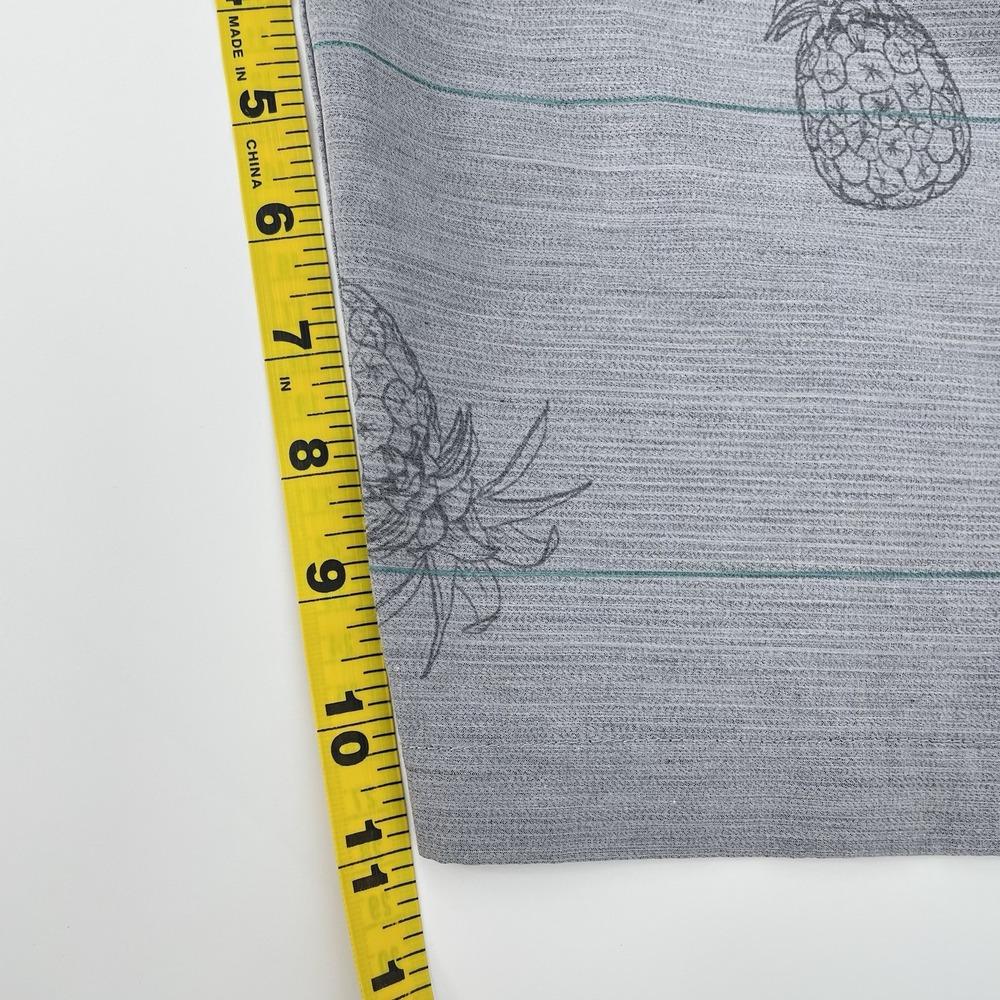 TravisMathew Golf Shorts Men 38‎ Gray Pineapple Print Casual Stretch Performance - Picture 5 of 8